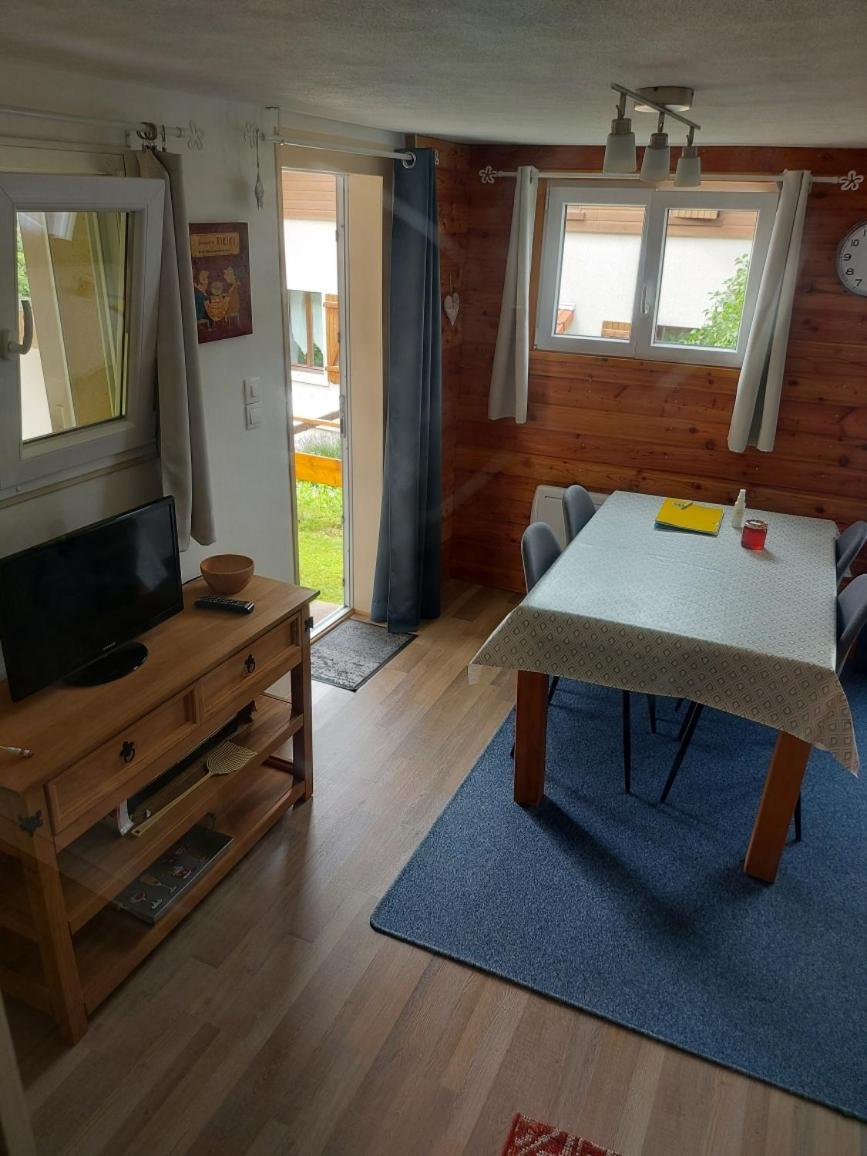 La Petite Maison Gite 2 Etoiles لابْريسْ المظهر الخارجي الصورة